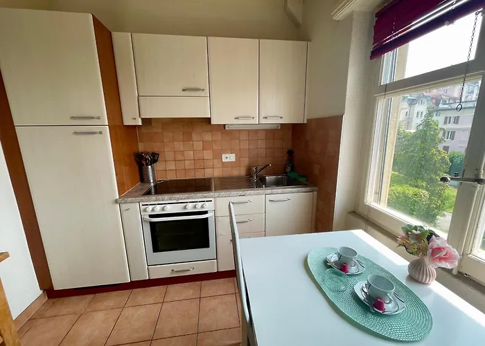 Appartement La Proximité Du Centre Avec Vue *